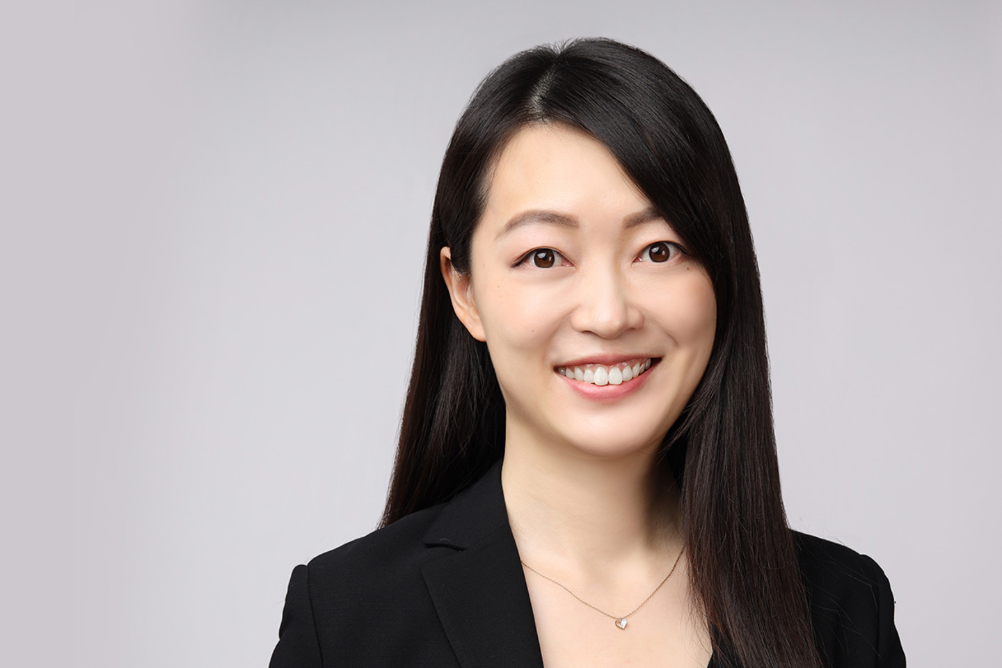 Headshot Rachel Huang