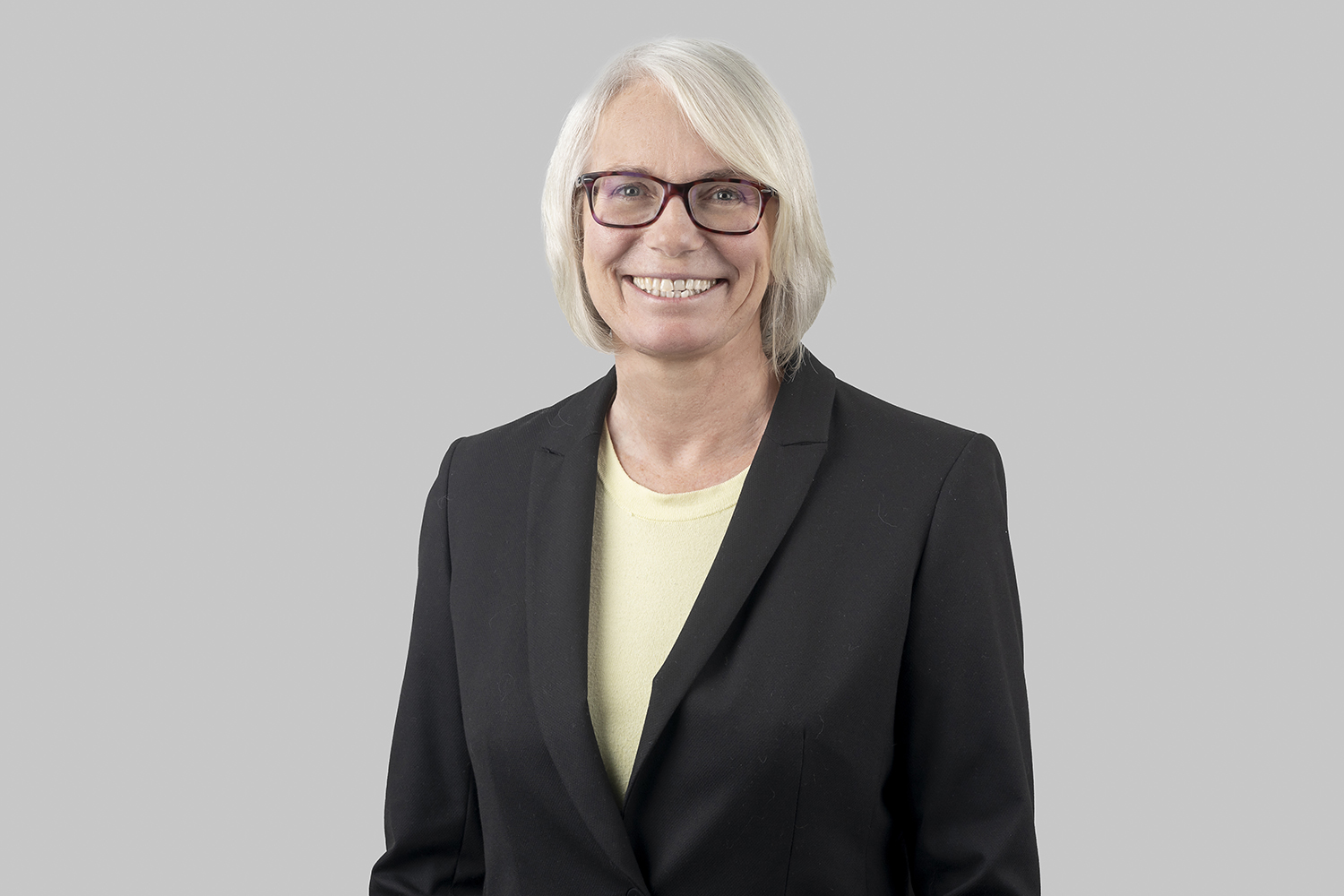 Headshot Wendy Lambert